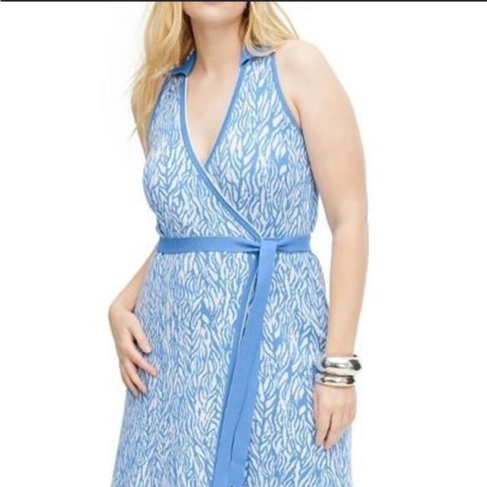 Diane Von Furstenberg Sleeveless Sea Twig Blue
Sweaterknit Wrap Dress